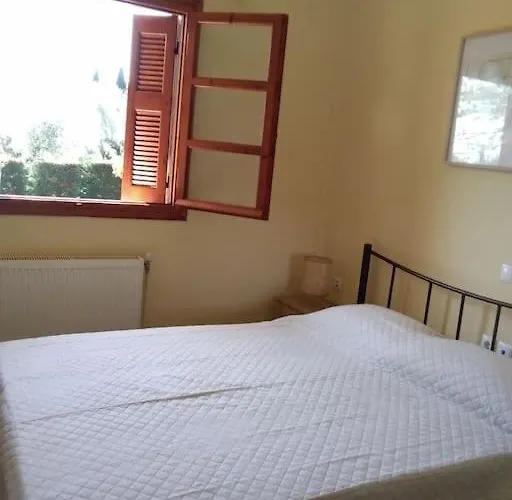 Maria's House 2 בית נופש Pírgos